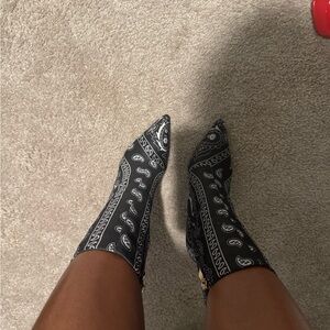 Black Patterned Women's Shoes